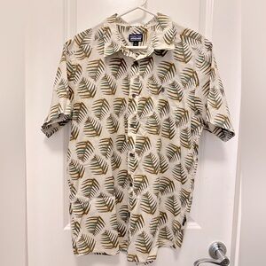 Summer button down Patagonia shirt